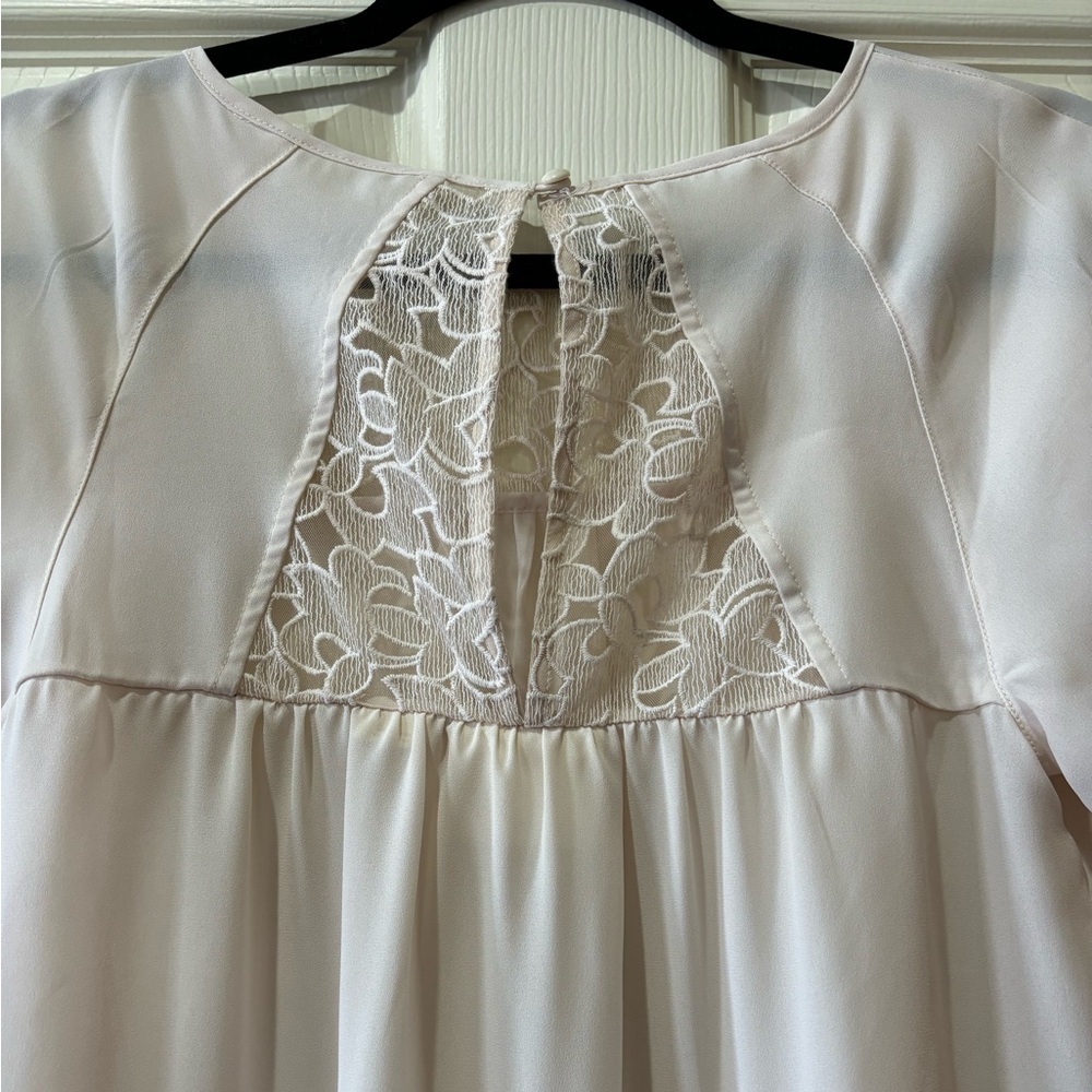 Maeve by Anthropologie Flutter Sleeve Cream Blouse - Picture 3 of 5